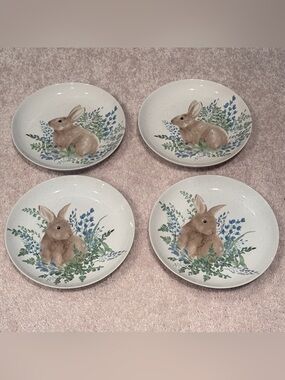 NEW Linden Street Bunny and Flowers Salad/Appetizer Plates